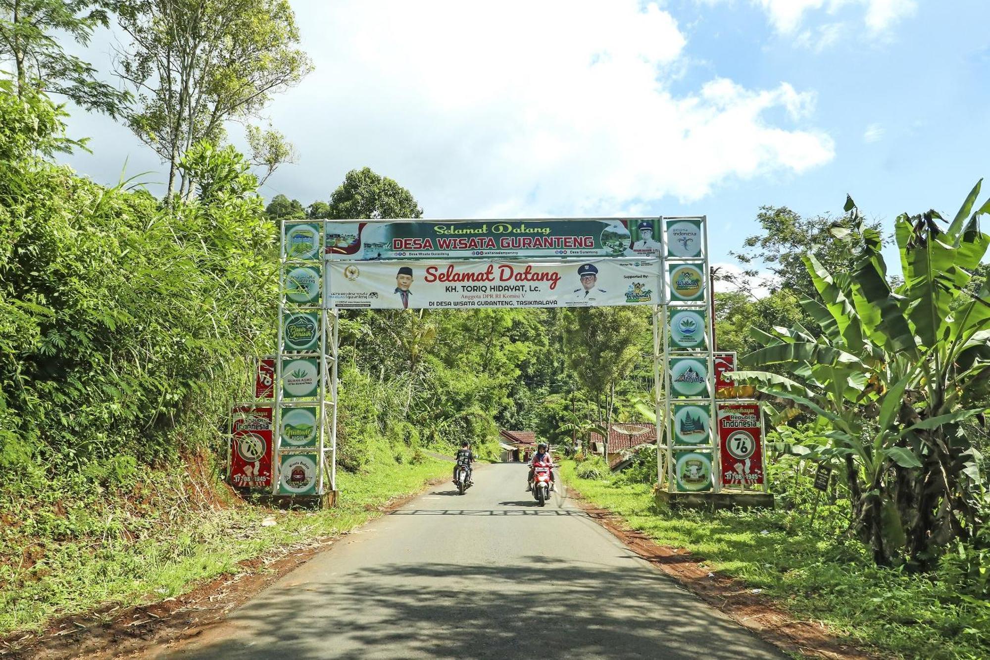 Oyo Homes 90956 Desa Wisata Guranteng Pendjalu Екстер'єр фото